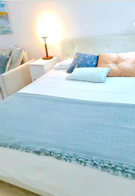 Appartamento Cosy Loft In Front Of Blue Ocean Las Palmas de Gran Canaria Esterno foto